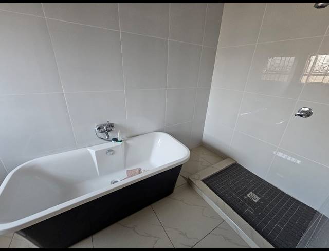4 BEDROOM HOUSE FOR SALE IN VAALPARK